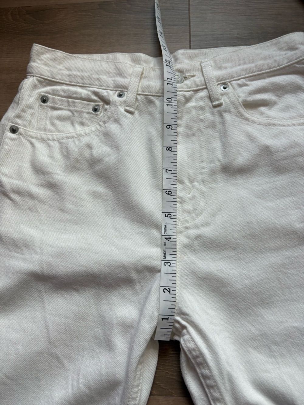 NEW Pilgrim White Rigid Denim Straight Leg Jeans- size 27 - Picture 7 of 8